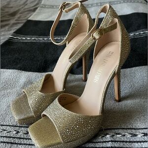 Dream Pairs Gold Glitter Open-Toe Platform Heels with Ankle Strap